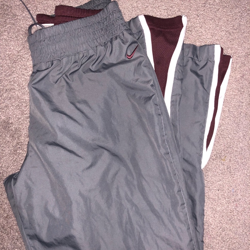 Women’s Nike Track-pants